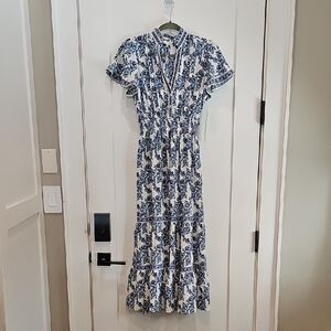 Make Offer LEAVING CLOSET SOON NWT Max Studio Blue and White Floral Maxi Dress